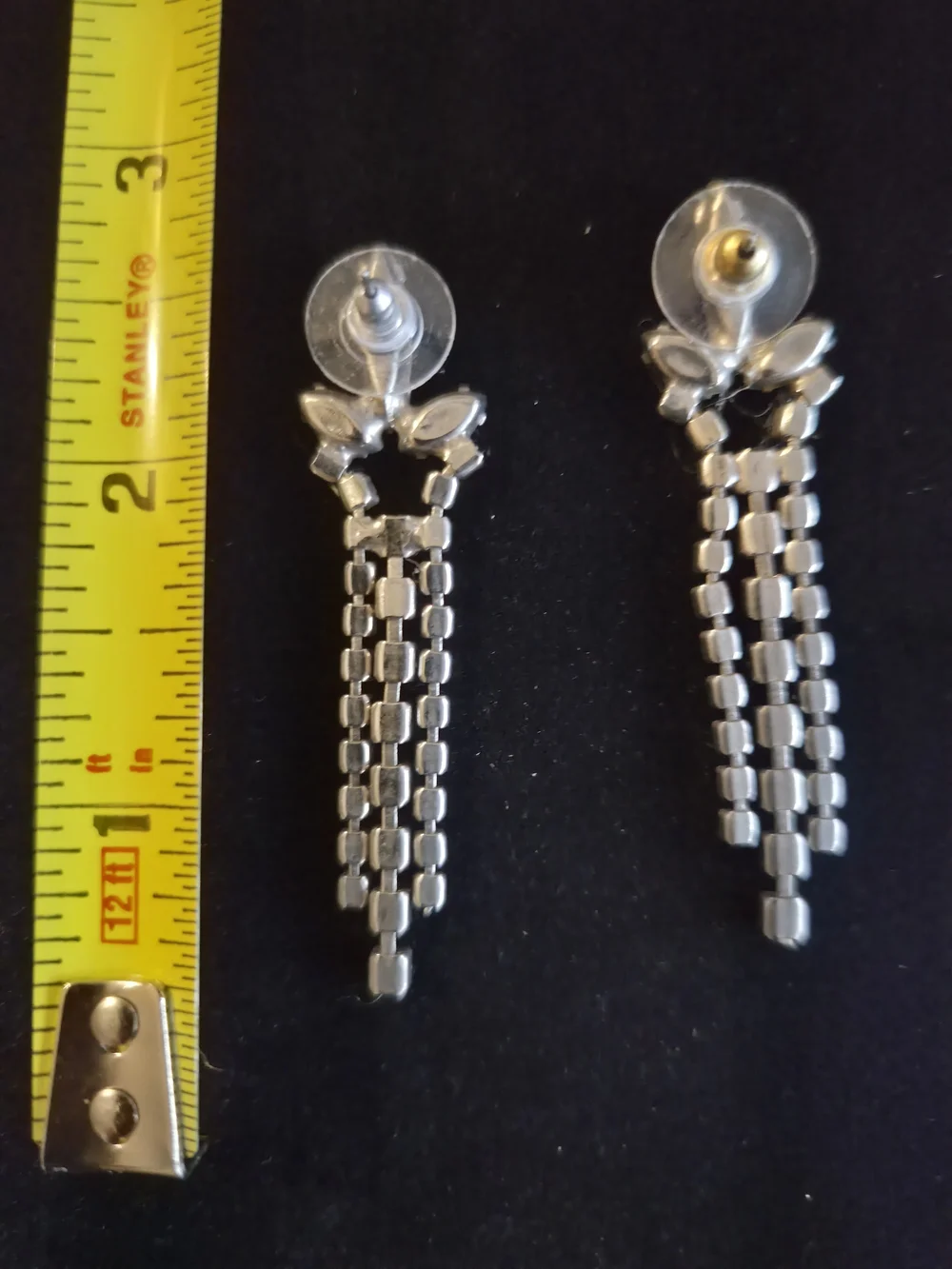 Source Unknown sparkling rhinestone